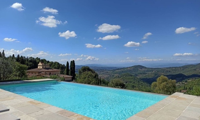 Greve in Chianti Apartment | Organic vineyards and olive groves - BOSCO & ROSE apartments