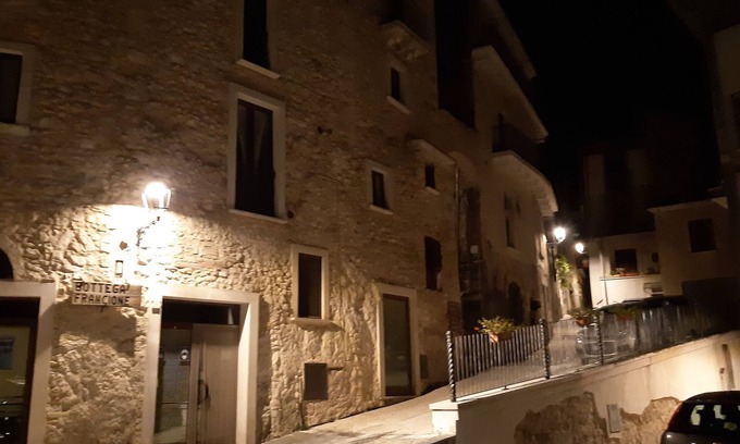 Pretoro House | panoramic house in medieval village, in Majella National Park, mountain and sea