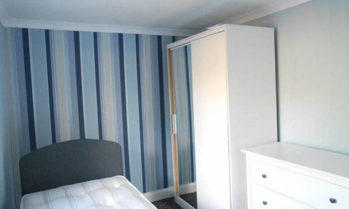 Clydebank Resort | Private room ∙ 1 guest