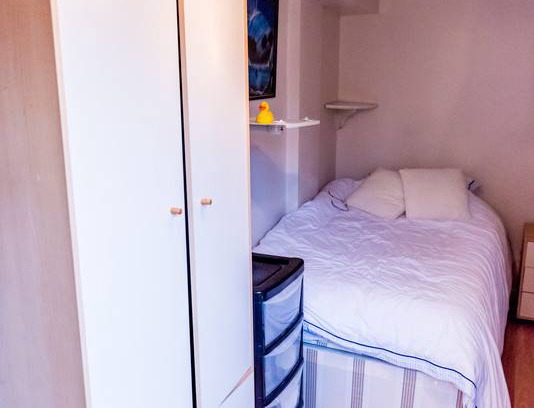 Oxford Resort | Private room ∙ 1 guest
