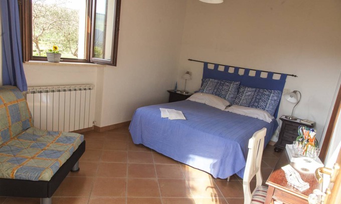 Loro Piceno Resort | Private room ∙ 3 guests