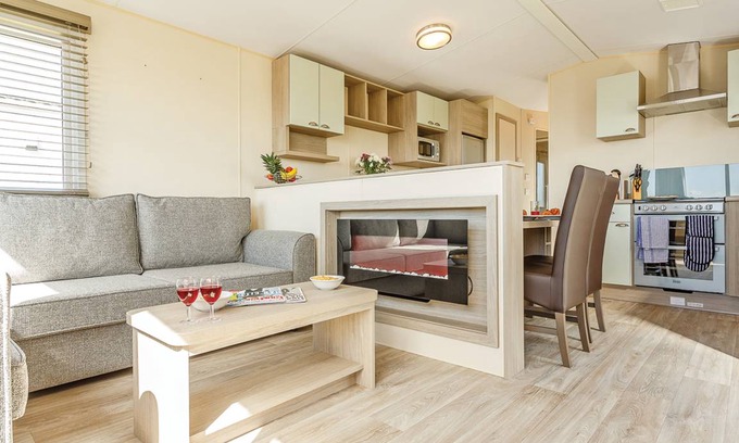 Stibb RV Rental | Recreational vehicle (RV) ∙ 2 bedrooms ∙ 4 guests