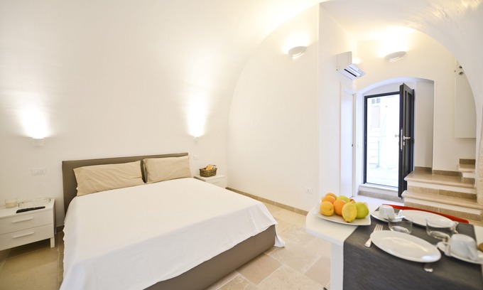 Ostuni Hotel | Scirocco Apartment with Terrace