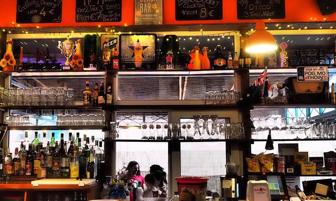 Marebello Hostel | Sunflower Beach Backpacker Hostel