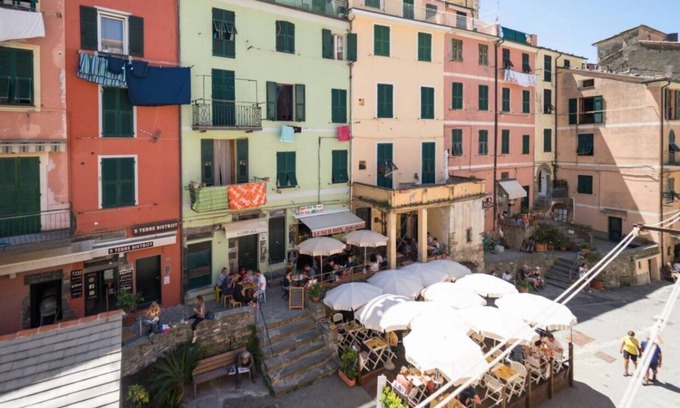 Vernazza Apartment | Tedea Apartment with Ac
