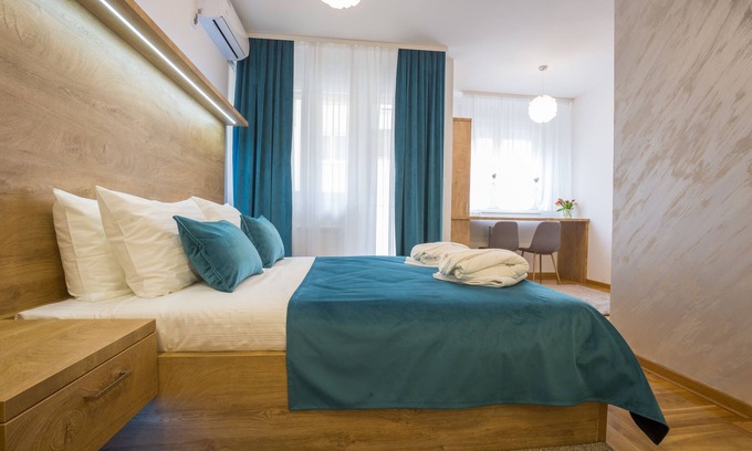 Zvezdara Apartment | Thomas Residence