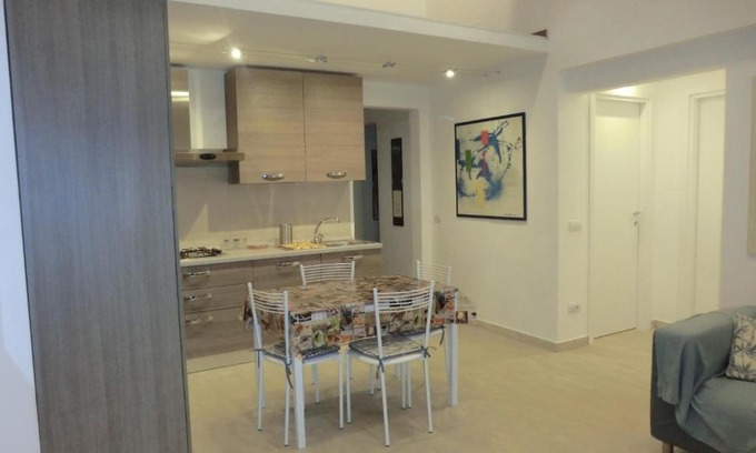 Santa Croce Apartment | vasco pratolini home