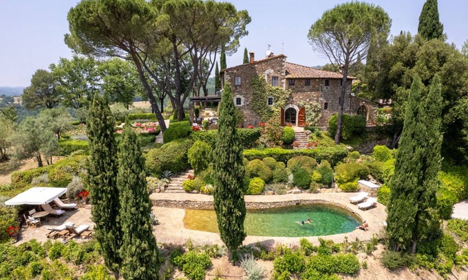 San Pietro in Bossolo Villa | Villa ∙ 6 bedrooms ∙ 12 guests