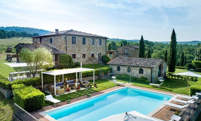 Rapale Villa | Villa ∙ 9 bedrooms ∙ 18 guests