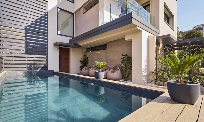 Monza Villa | Villa GIO’s ELITE: Design Villa with Pool and VIP Services near Monza Racetrack