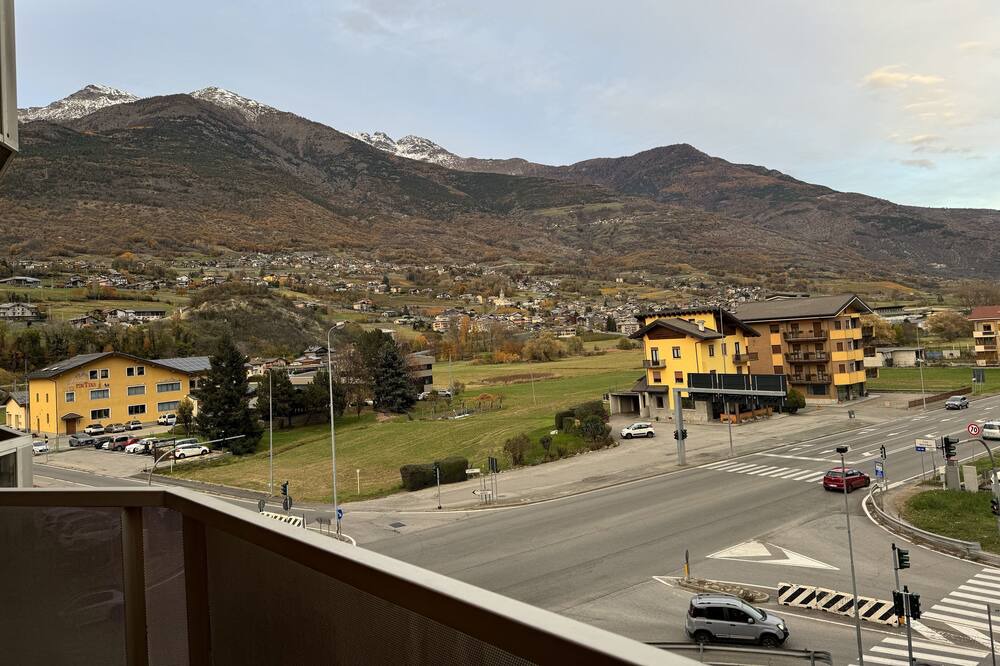 Aosta Apartment | [5 Min from Centre and Cable Car] Private Parking