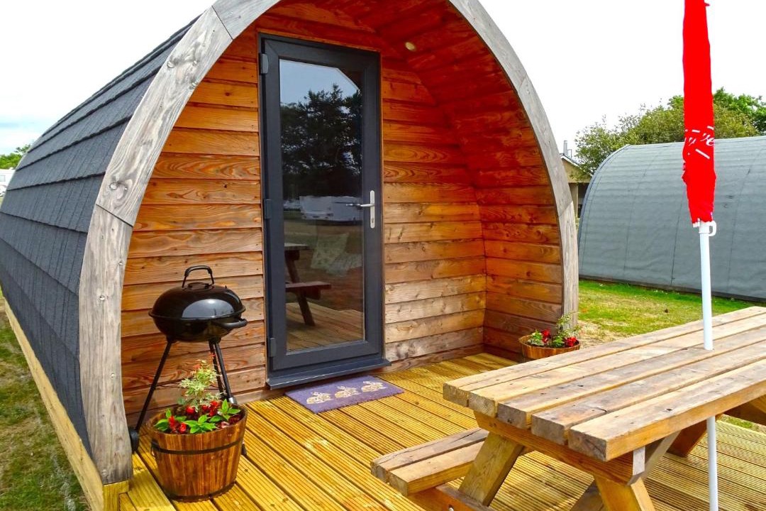 Crynant Other | Gateway Resort En-Suite Glamping Pod