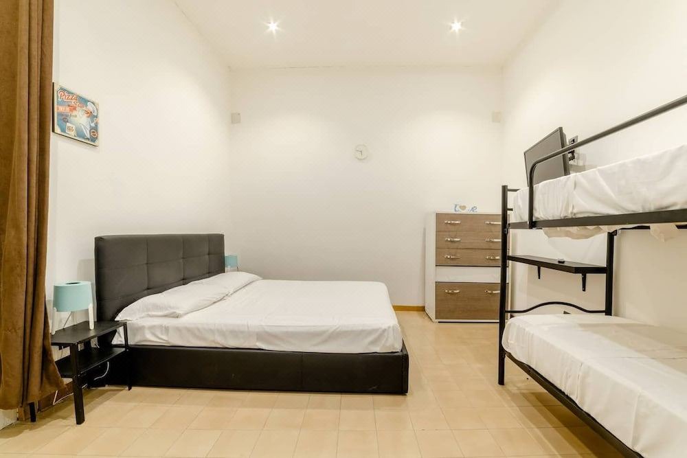 Photo of Bedroom in Quartieri Spagnoli
