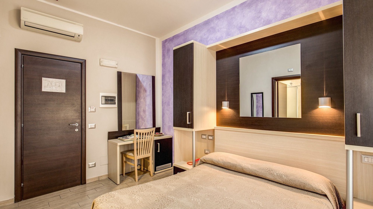 Photo of Bedroom in Esquilino