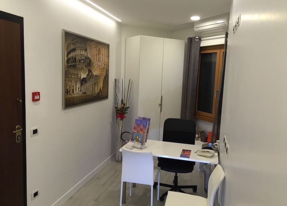 Photo of Livingroom in Quartiere XIII Aurelio