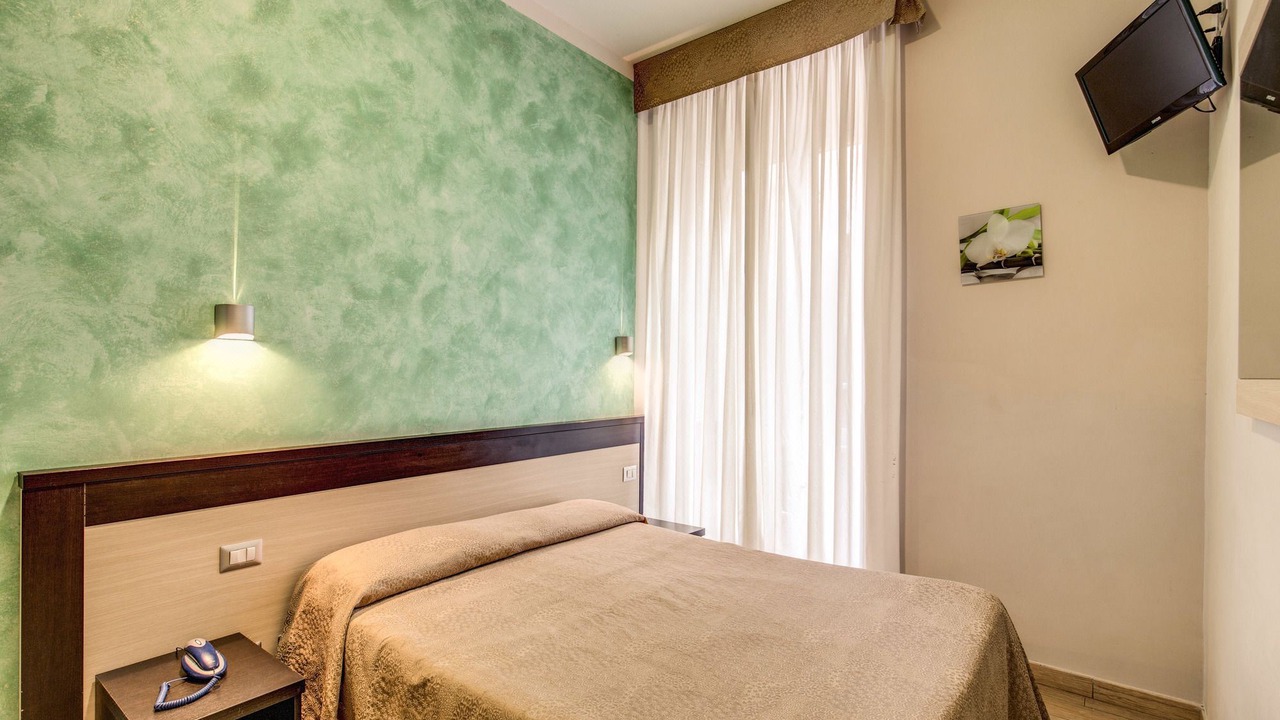 Photo of Bedroom in Esquilino