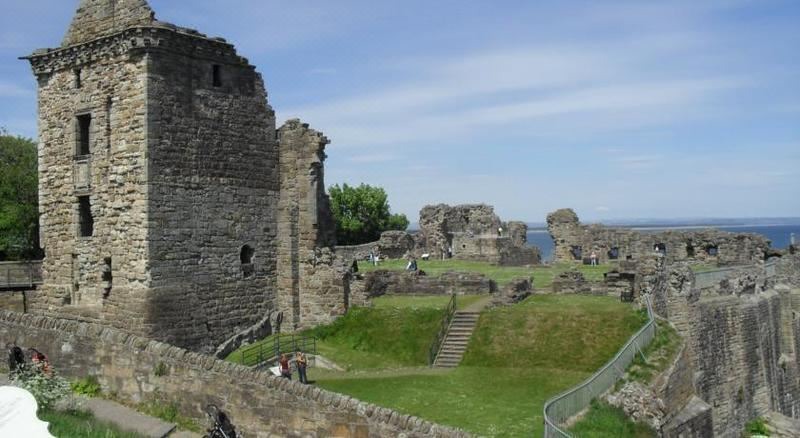 Photo of Buildings in St. Andrews
