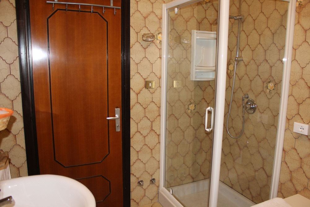 Photo of Bathroom in Tessera