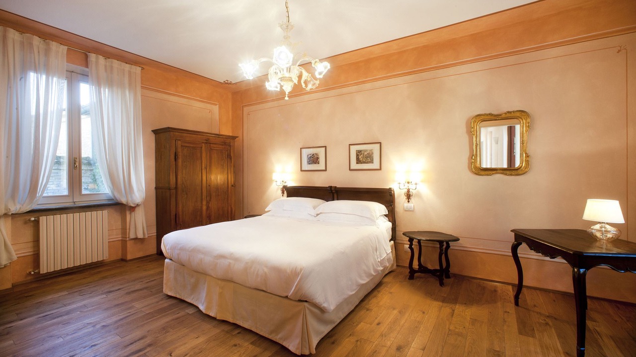 Photo of Bedroom in Crema