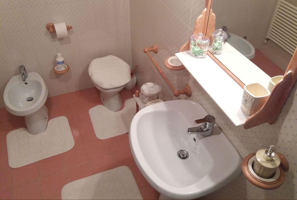 Photo of Bathroom in Gubbio