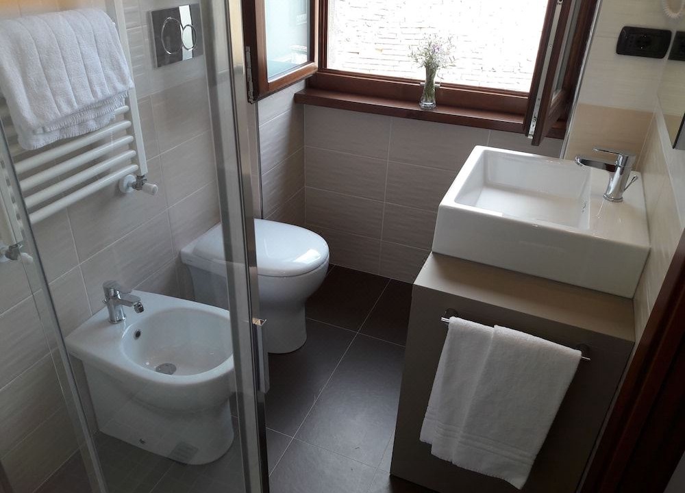 Photo of Bathroom in Alice Bel Colle