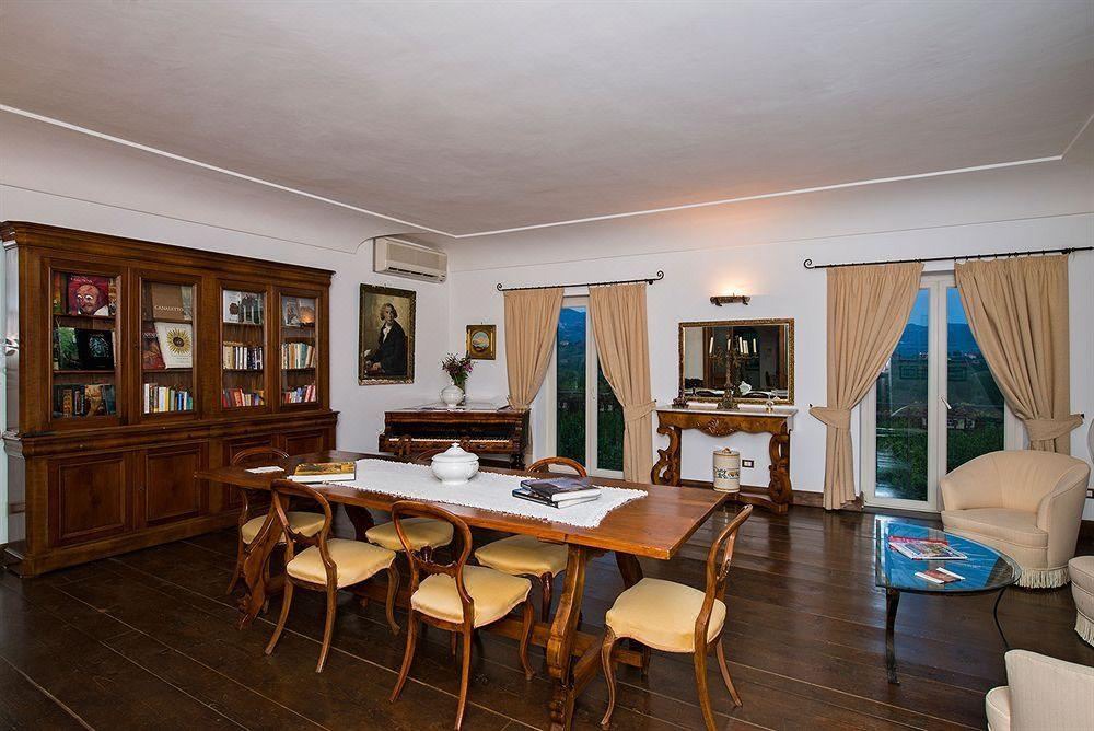 Photo of Livingroom in San Cipriano Picentino