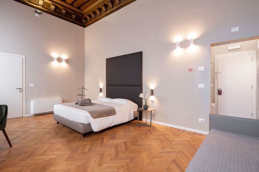 Photo of Bedroom in Santa Croce