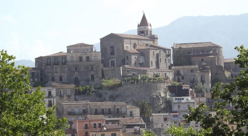 Photo of Buildings in Rovittello