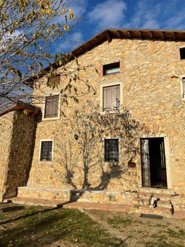 Photo of Buildings in Montebello Vicentino