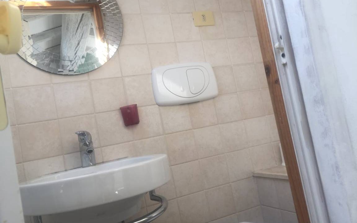 Photo of Bathroom in Oltrarno
