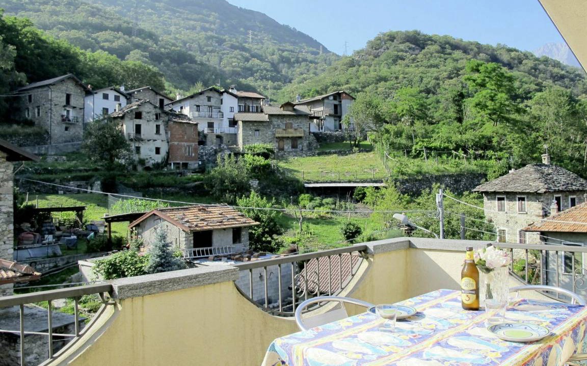 Photo of Others in Albonico