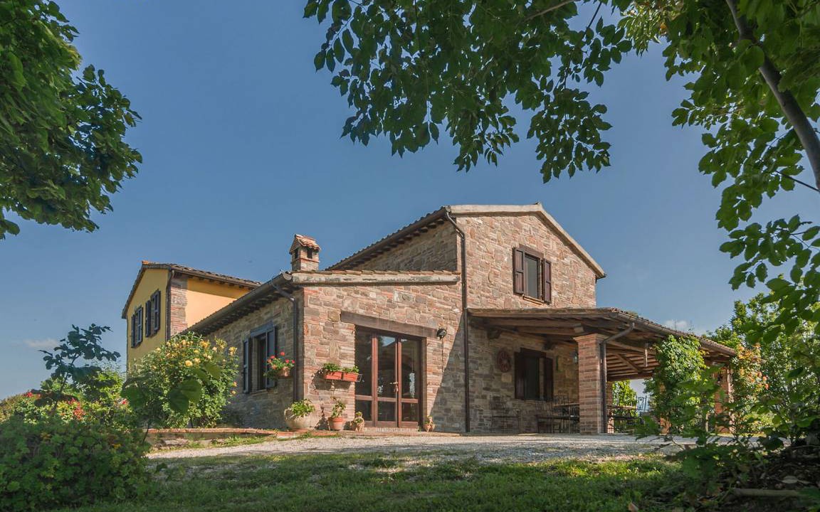 Photo of Buildings in Urbania