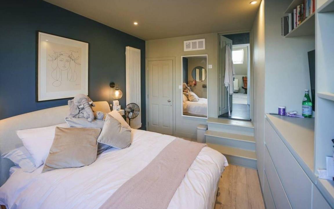 Photo of Bedroom in Brent