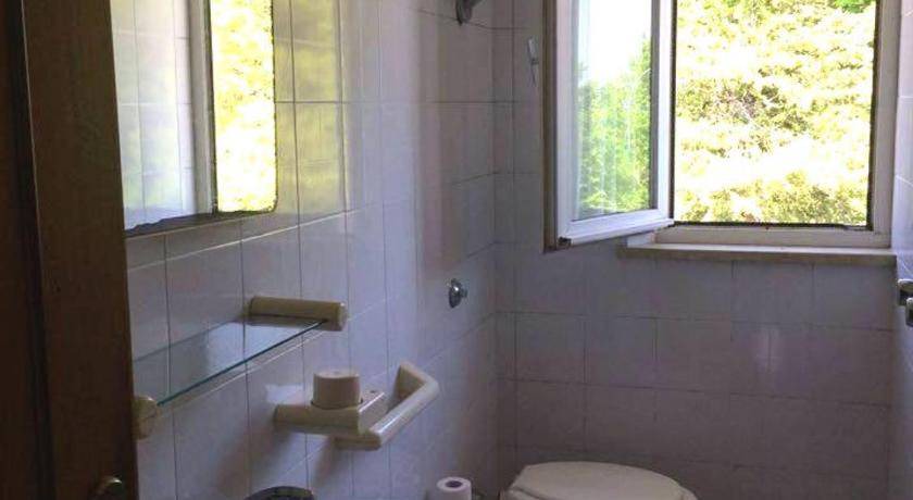 Photo of Bathroom in Montemonaco
