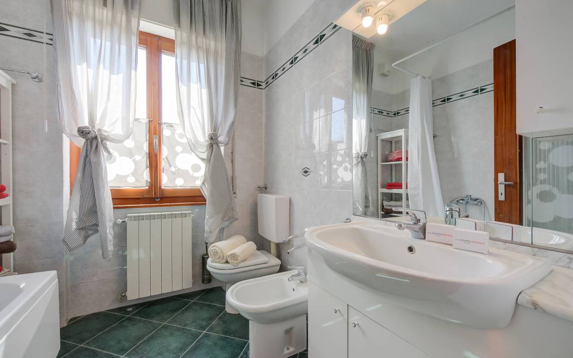 Photo of Bathroom in Ispra