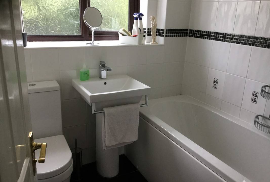 Photo of Bathroom in Reading