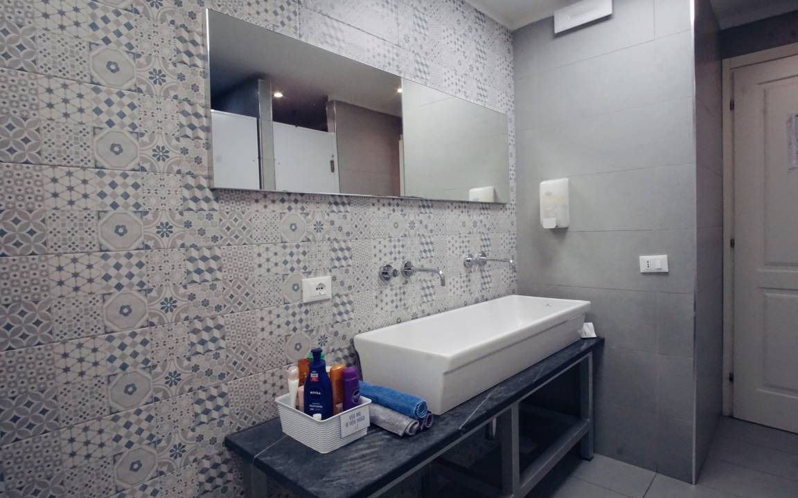 Photo of Bathroom in La Spezia Historic Centre