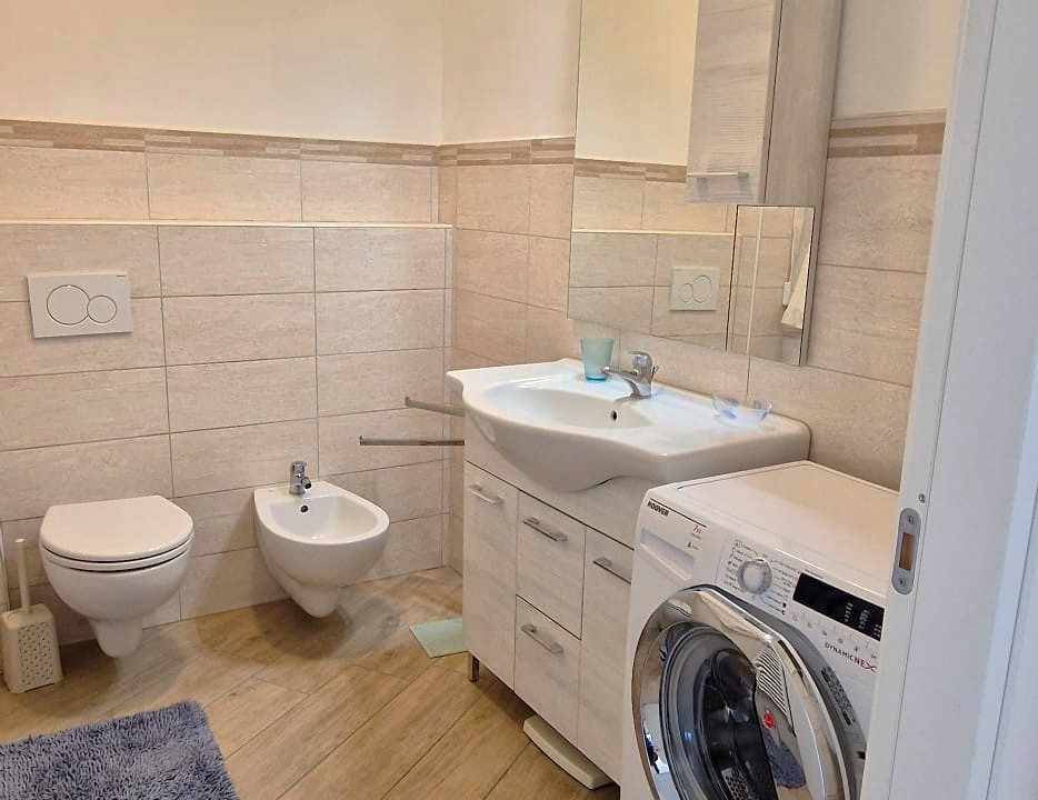 Photo of Bathroom in Camerano