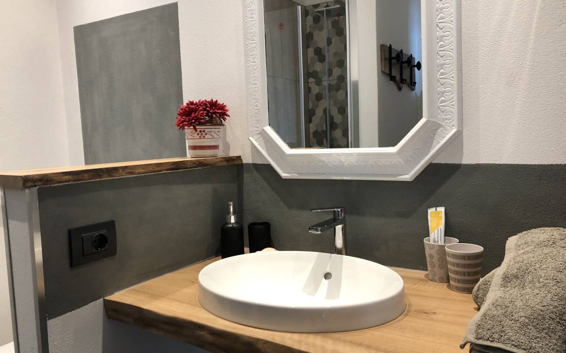 Photo of Bathroom in Naggio