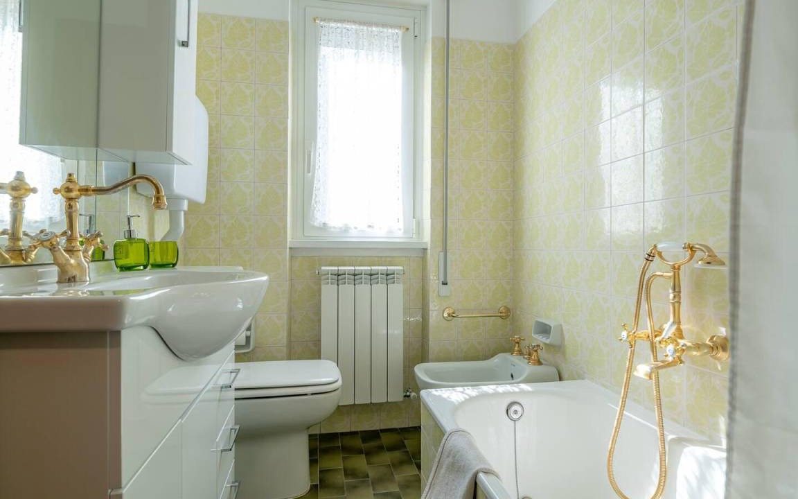 Photo of Bathroom in Limonta