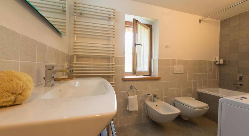 Photo of Bathroom in Valpelline