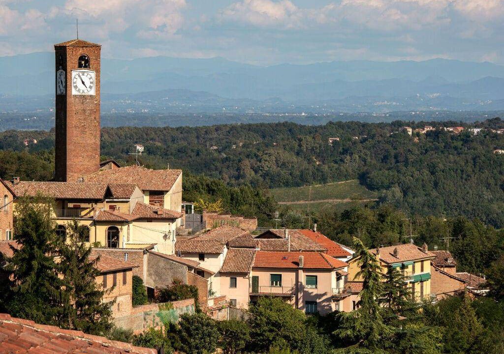 Photo of Buildings in Bruno