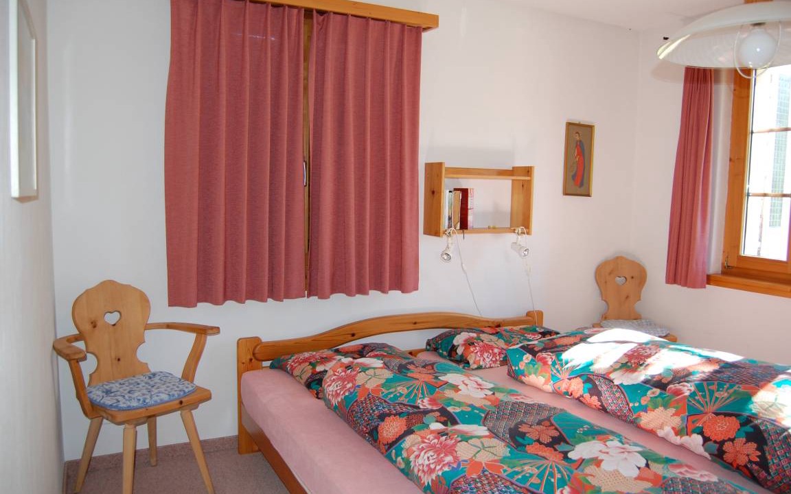 Photo of Bedroom in Tujetsch