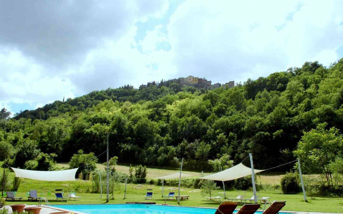 Photo of Others in Montone
