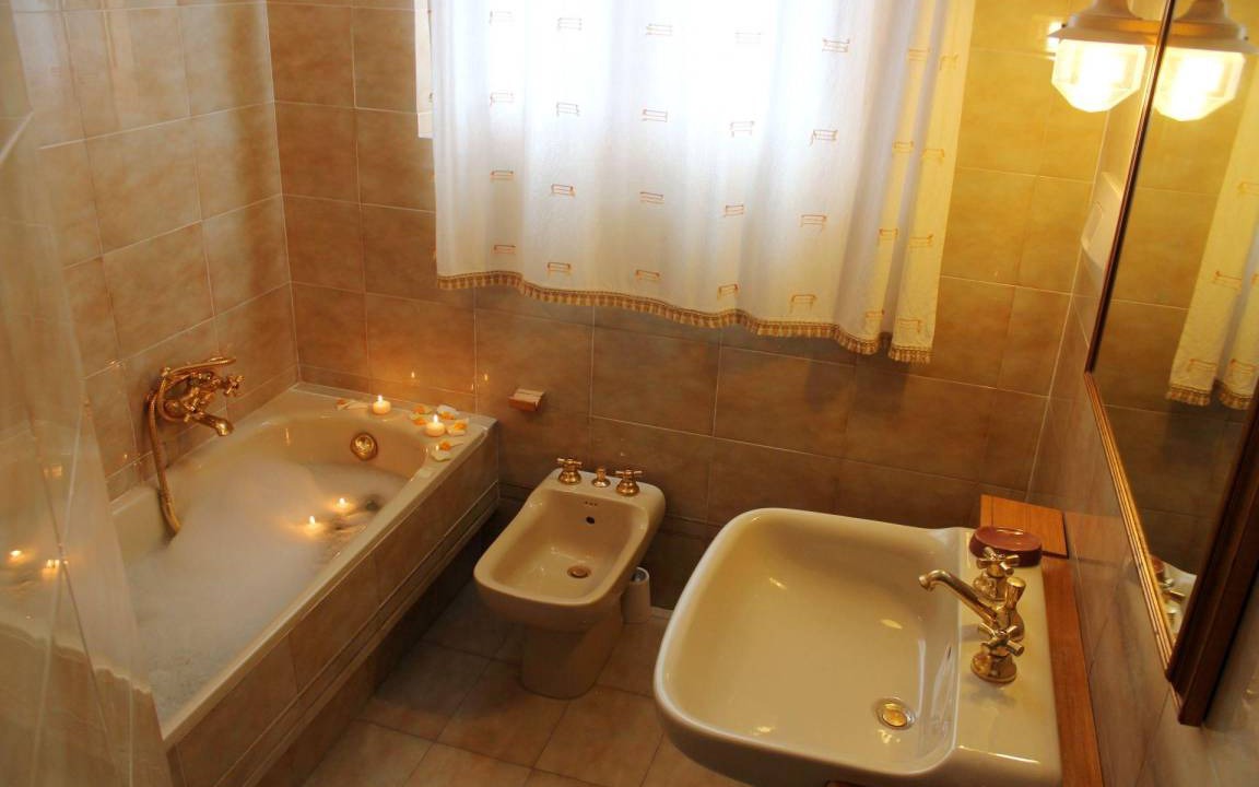 Photo of Bathroom in Panzano in Chianti
