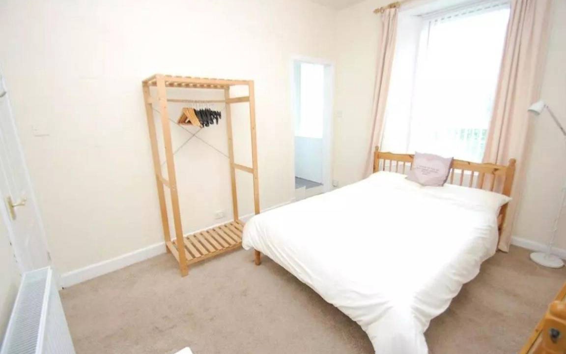 Photo of Bedroom in Glasgow