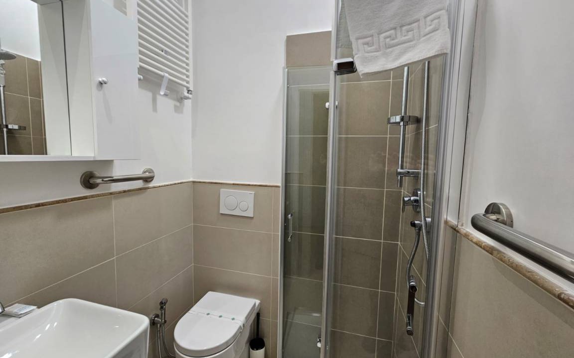 Photo of Bathroom in Salario