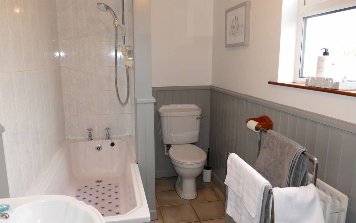 Photo of Bathroom in Kilkeel