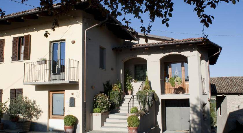 Photo of Others in Barbaresco