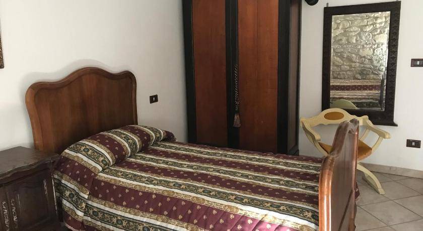 Photo of Bedroom in Pescosansonesco Nuovo